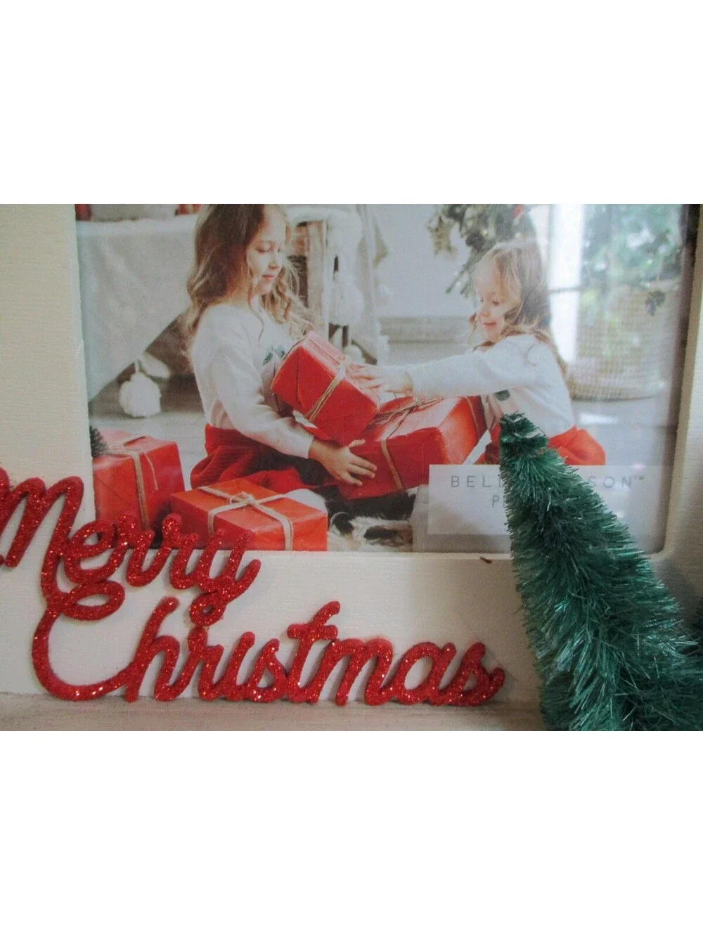 Belle Maison display your